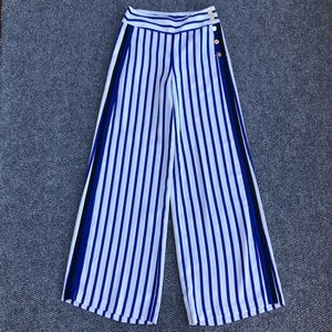 Lauren Ralph Lauren striped wide leg pant with side button detail size 2